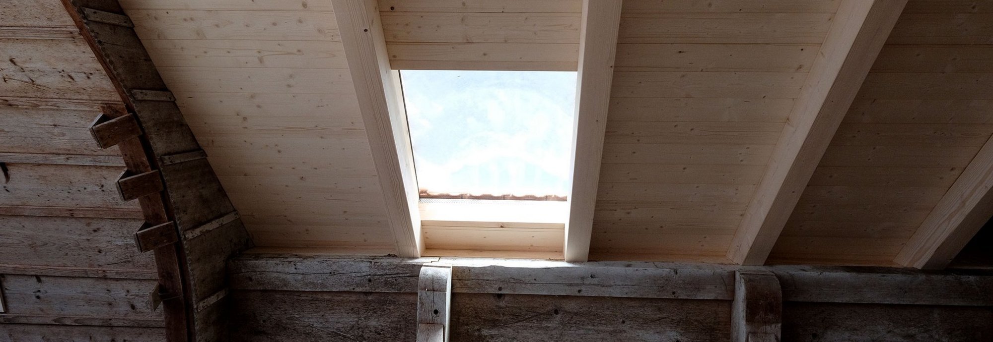 Dachfenster und Sonnenschutz - M. Krähenbühl AG Zollbrück